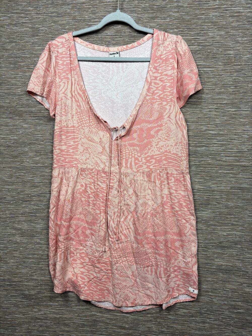 Hurley Dress Womens Small Pink Animal Print V Neck Short Sleeve Beach Sundress